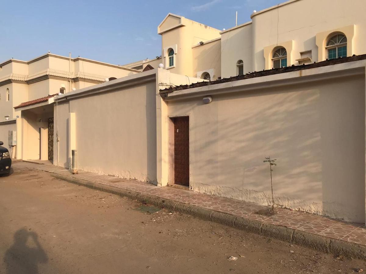 Masaken Alkenan Apartment Янбу Екстериор снимка
