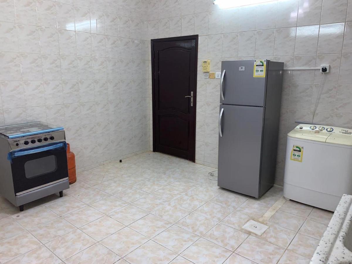 Masaken Alkenan Apartment Янбу Екстериор снимка