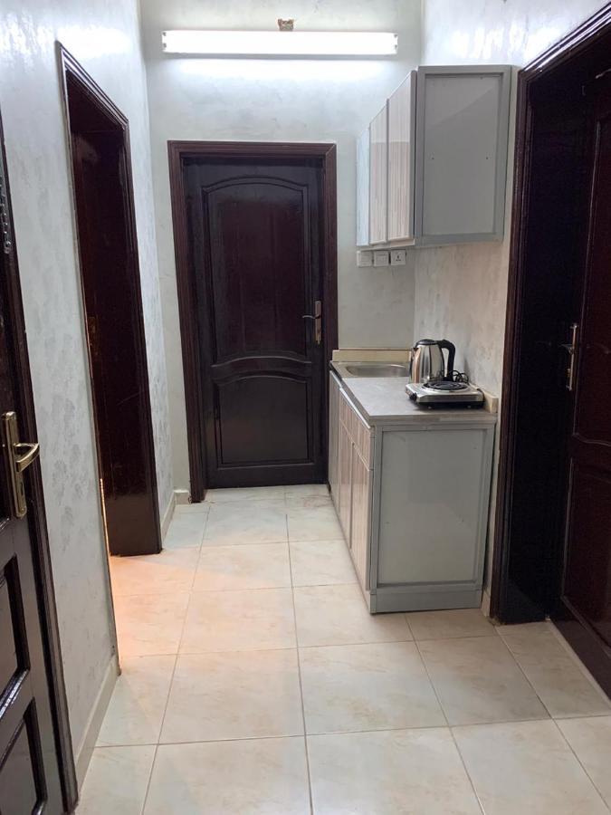Masaken Alkenan Apartment Янбу Екстериор снимка