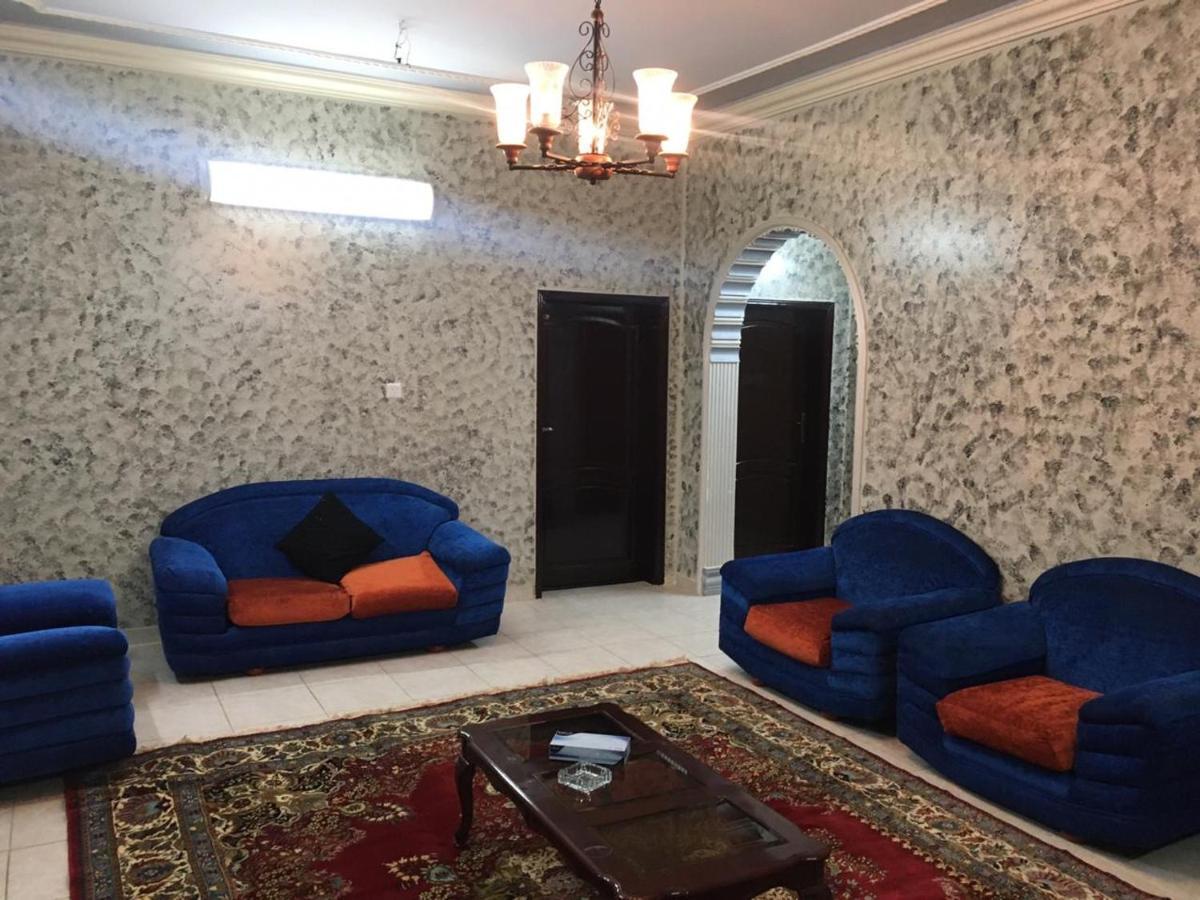 Masaken Alkenan Apartment Янбу Екстериор снимка