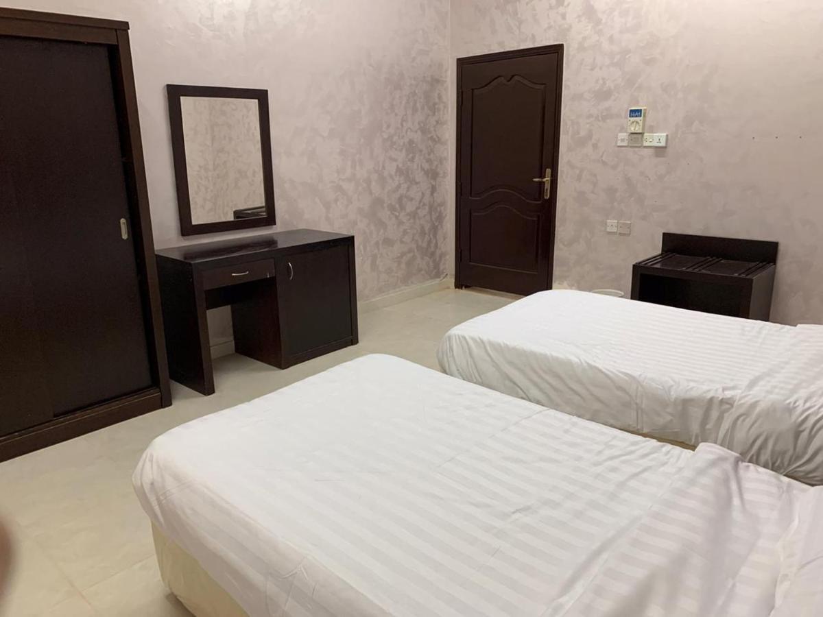 Masaken Alkenan Apartment Янбу Екстериор снимка